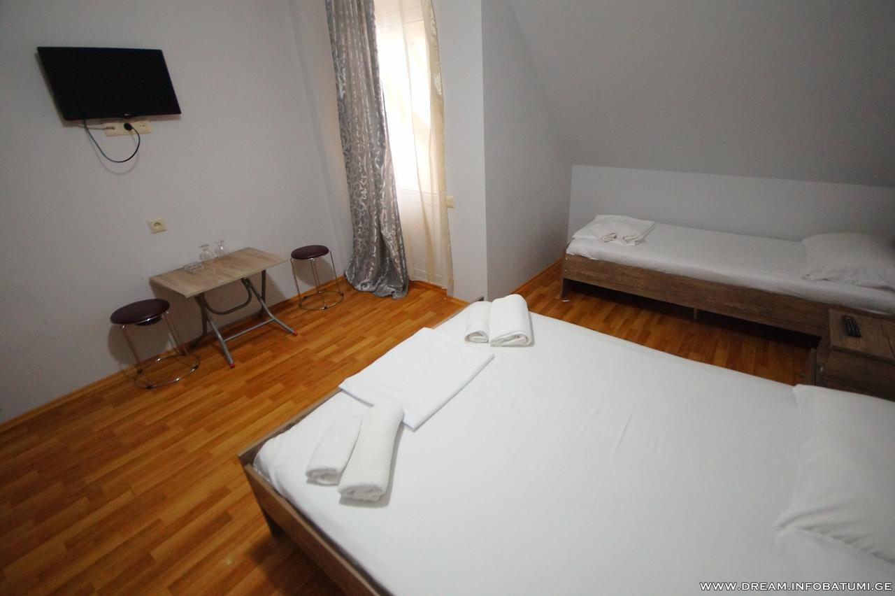 באטומי Dream Hotel מראה חיצוני תמונה