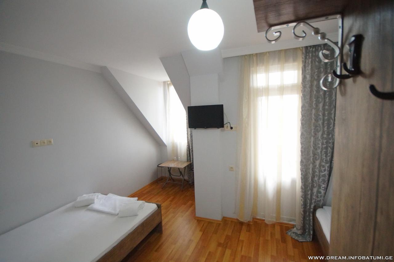 באטומי Dream Hotel מראה חיצוני תמונה